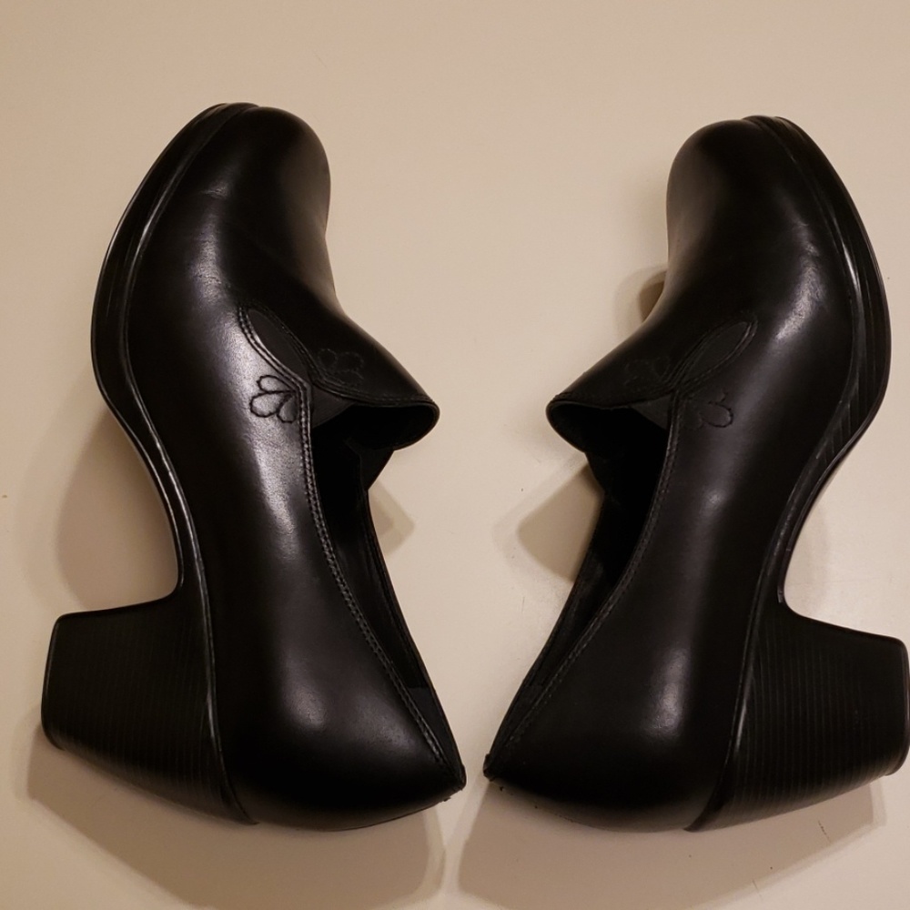 Dansko Beth Pump - image 6